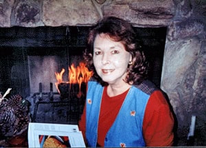 Carolyn Collins (2001)