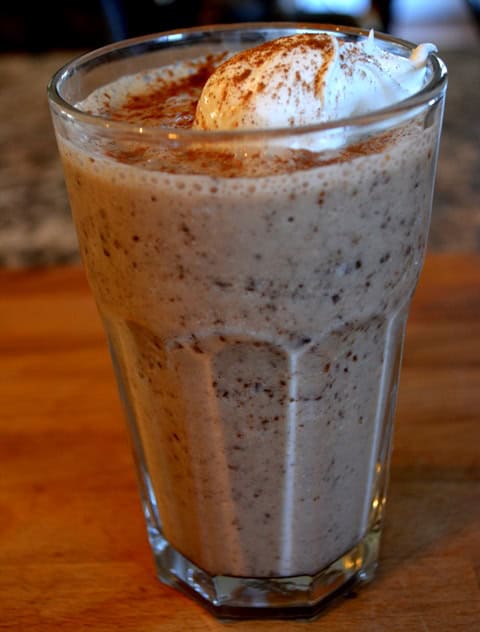 Oatmeal-Raisin Cookie Super Breakfast Smoothie