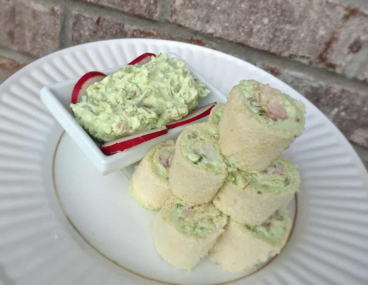 Seafood, Avocado and Cream Cheese Roll-Ups