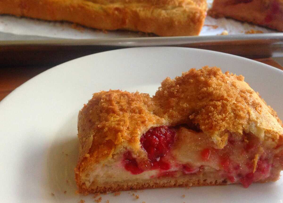 Raspberry Lemon Cream Cheese Strudel