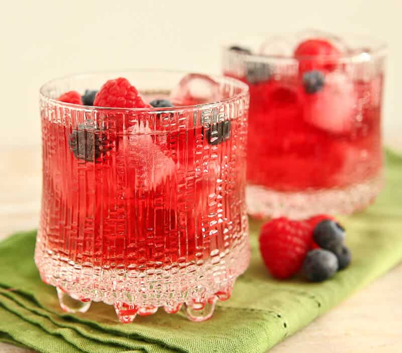 mixed berry cocktail