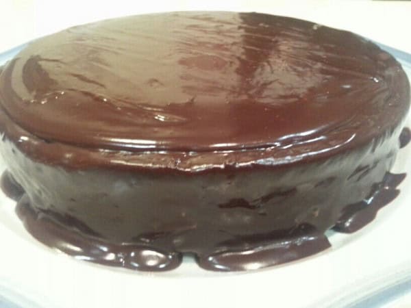 flourless chocolate strawberry cake