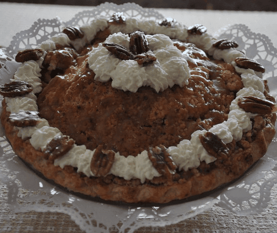 maple apple pecan pie