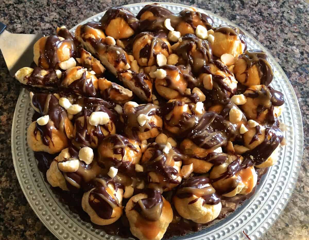 profiterole torte