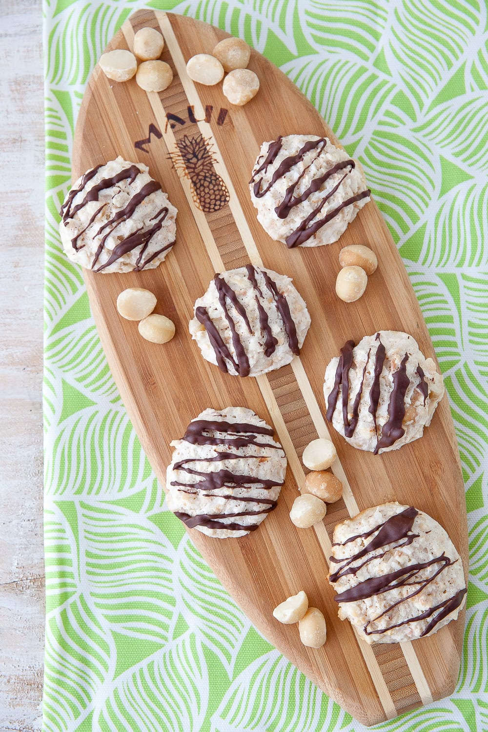macadamia nut macaroons