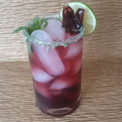 sparkling hibiscus cocktail