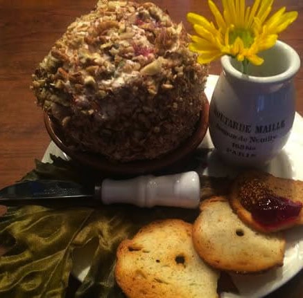 Cranberry Pecan Cheese Ball